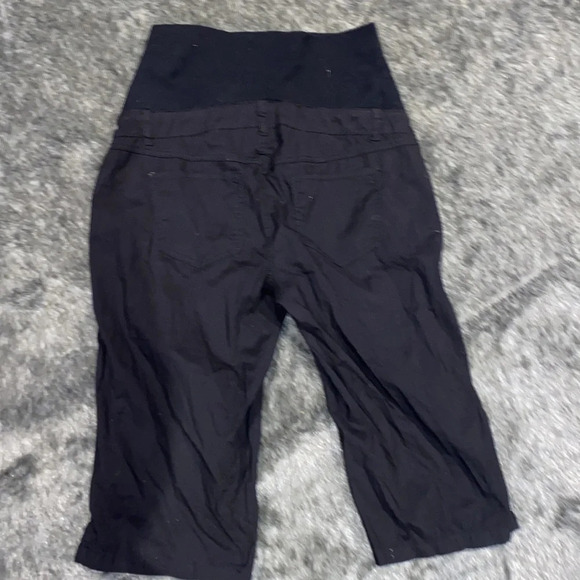 Thyme  maternity black cargo shorts Sz S - Picture 4 of 10